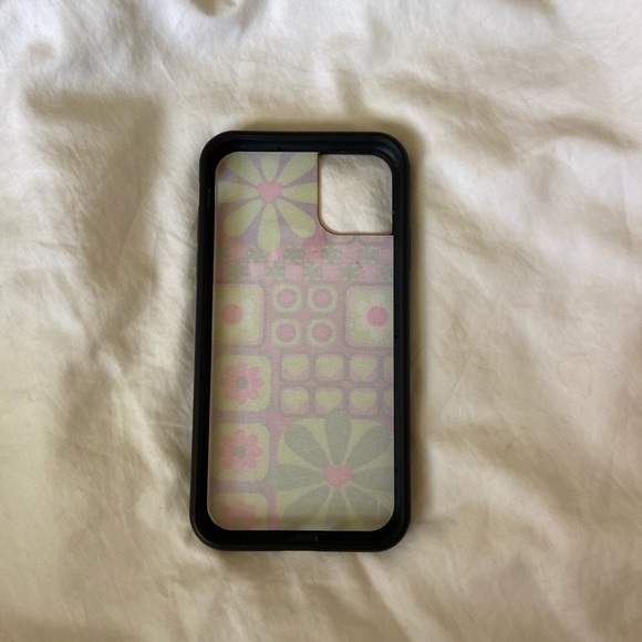 flower funk phone case - Picture 2 of 2